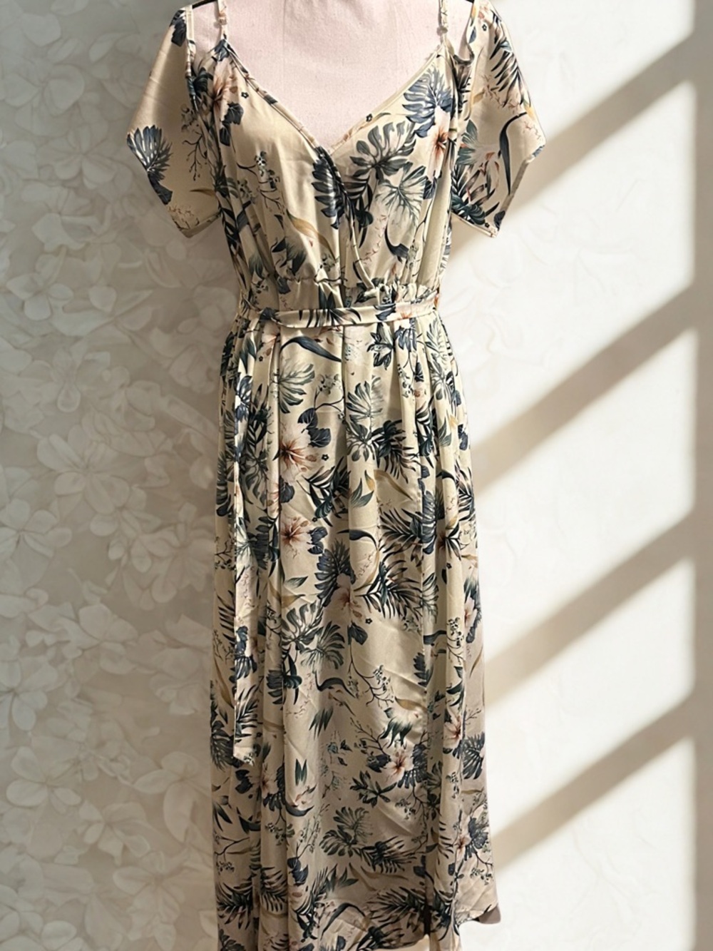 SHEIN VCAY 2XL Floral Maxi Dress Boho Belted Slit Beach Vacation